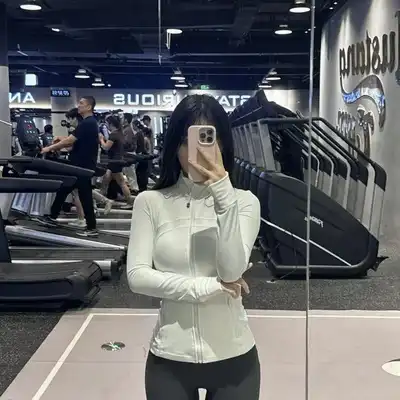 史巧